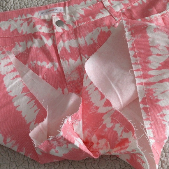 NWT Rosegal 3X/US 20 Pink White Tie Dye Lightweight Denim Distressed Hem… - Picture 13 of 14